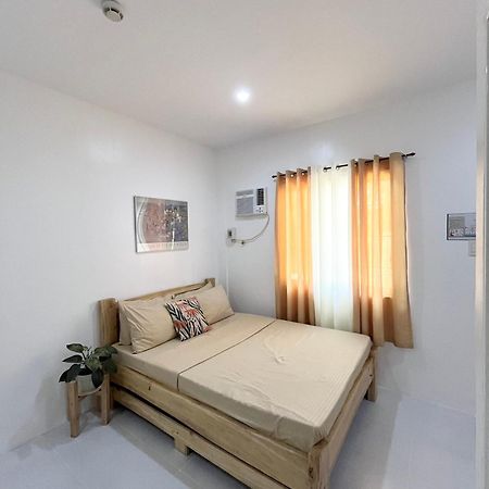 Sunnydale Apartelle -Room Accommodation Near Calatagan Beach Resorts باتانجاس المظهر الخارجي الصورة
